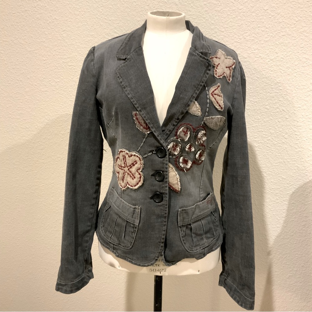 Buffalo embroidered jacket